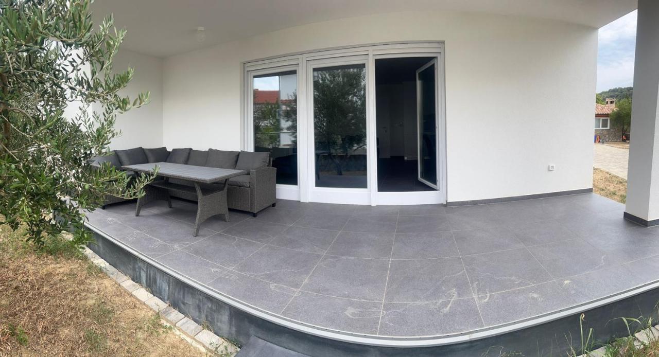 Apartmani Lana Rab Town Exteriér fotografie