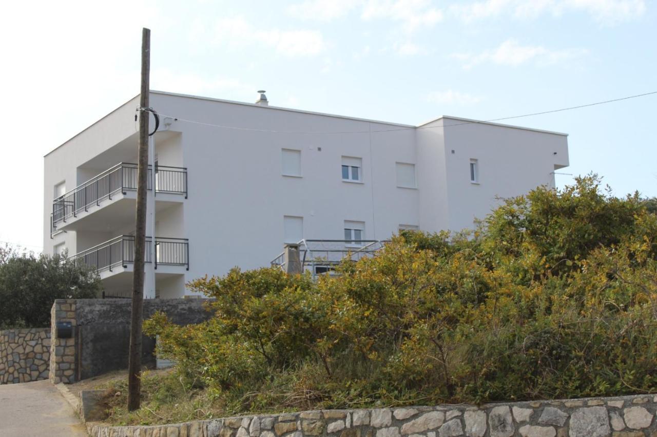 Apartmani Lana Rab Town Exteriér fotografie