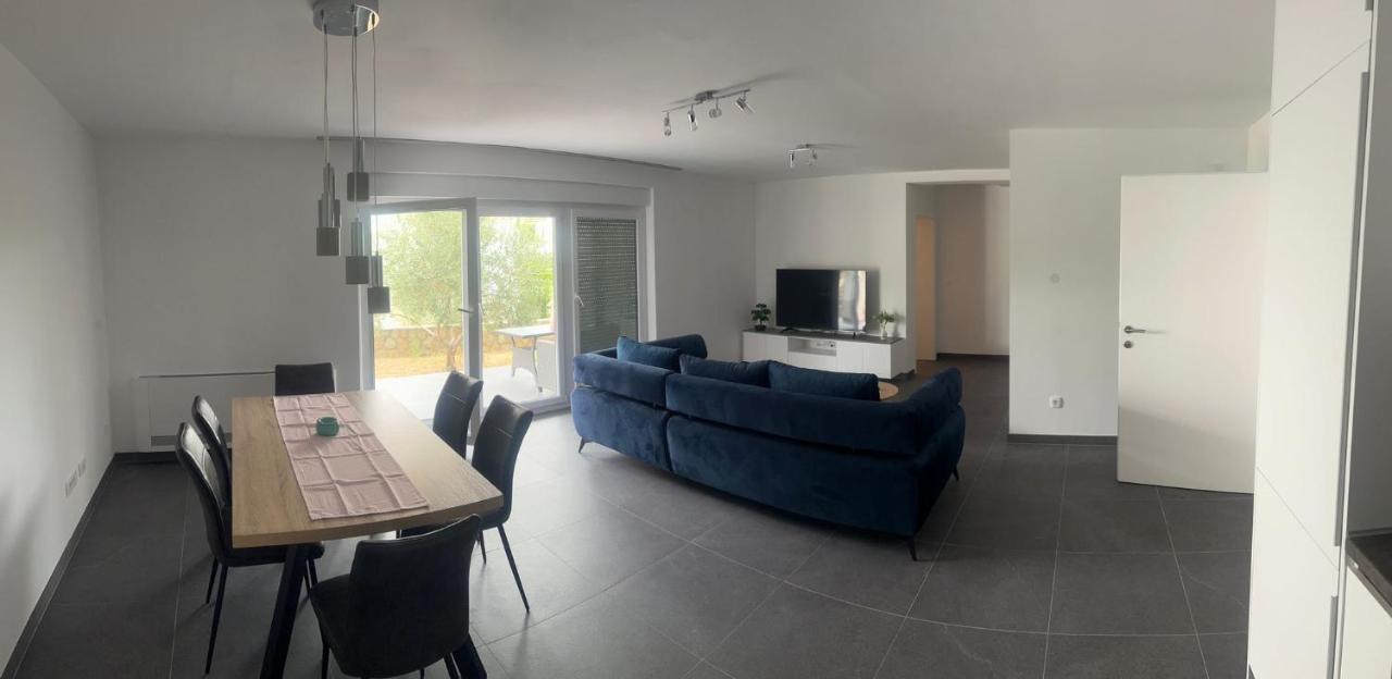 Apartmani Lana Rab Town Exteriér fotografie